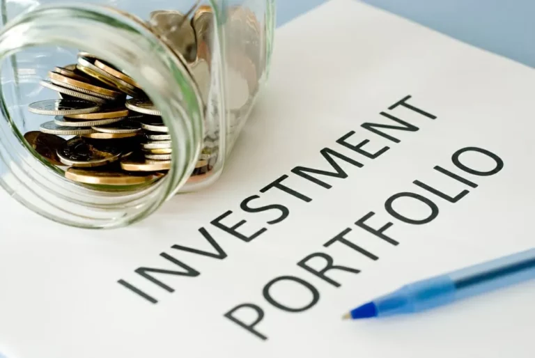 Diversification Strategies: Building a Robust Investment Portfolio