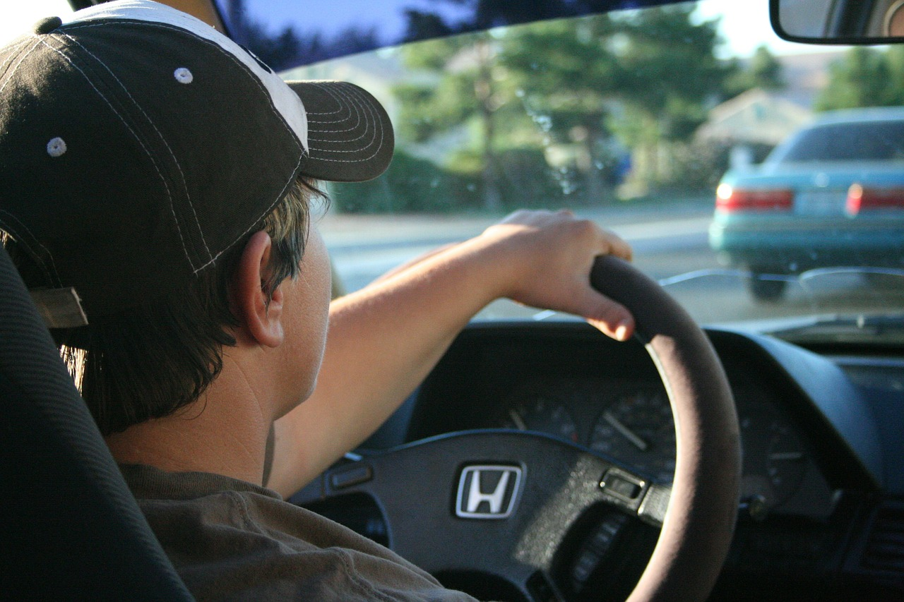 Behind the Wheel: Driving a Vintage Car for the First Time