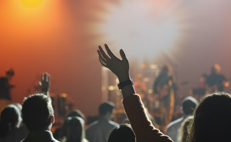 A Trend That Inspires: The Timeless Appeal of the WWJD Bracelet